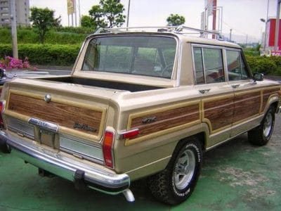 Tokyo – it never ceases to amaze me.  Who would think I’d run across this chopped American icon here.  Other than three-fourths of a mid-to-late 80’s Grand Wagoneer, I’m not [&hellip;]