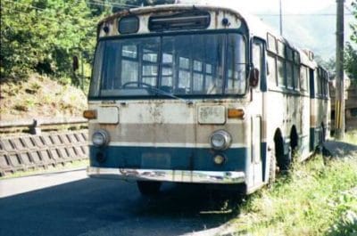 We’ve previously looked at several front twin-axle/twin-steer buses – from the 1960’s Bedford VAL to the current Marcopolo Paradiso 1800 DD7.  The reasons manufacturers have chosen this type of layout [&hellip;]