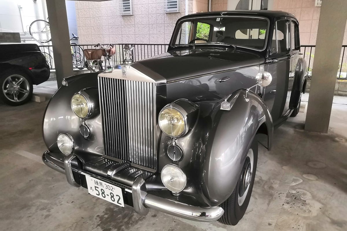 There have been several very important models in Rolls-Royce’s long history. The standard-setting Silver Ghost. The America-conquering Phantom I. The V8-powered Silver Cloud II. The thoroughly modern Silver Shadow. These [&hellip;]