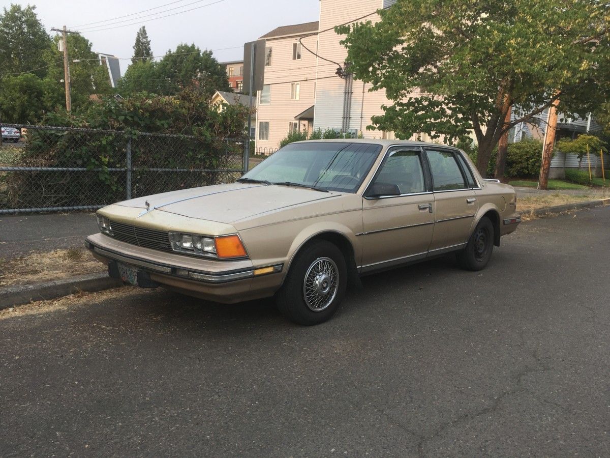 How many of these have we looked at over the years here? How many of us used to drive one? And if not, how many of us never rented one? [&hellip;]