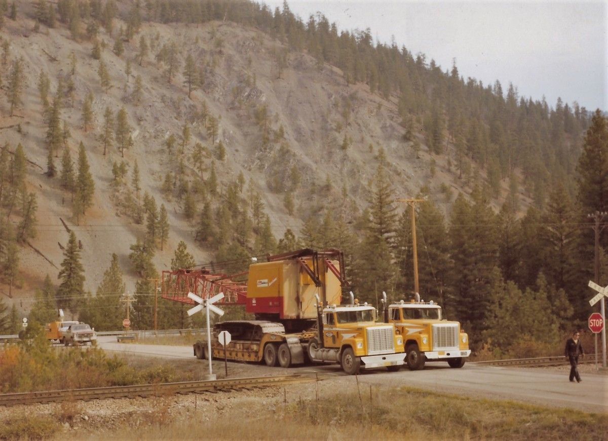 I’ve seen lots of heavy road movements with numerous tractors hooked together inline, but I’ve never seen anything like this: two tractor-trailers hauling one large heavy load, side by side. [&hellip;]
