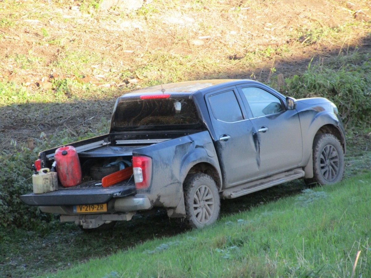 That’s my favorite kind of pickup alright. At work, off-road and covered with grime. The dented sheet metal is a welcome finishing touch. And of course, it’s powered by a [&hellip;]