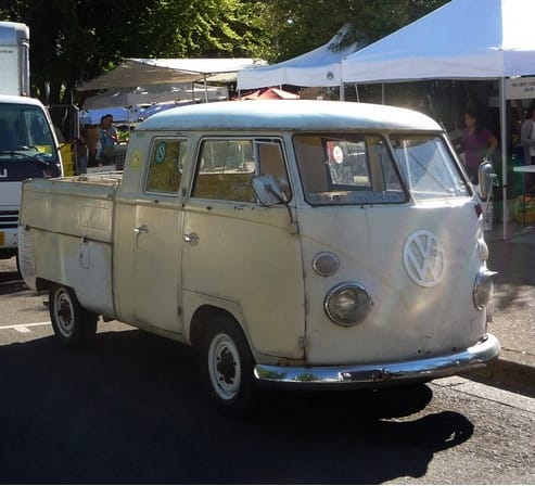 (first posted 2/2/2016)    Who built the first double-cab pickup? It’s debatable, since undoubtedly there were custom and coach-built ones going back quite far. But VW’s “double cabin” pickup is one [&hellip;]
