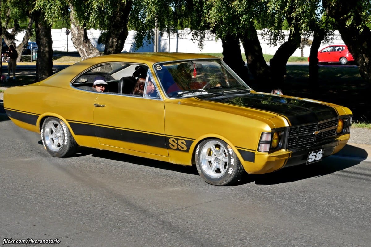 Intrepid Cohort poster RiveraNotario has posted a number of cars shot in Puntas Arenas, Chile. Let’s take a look at some of them, starting with this Brazilian Opala, which has [&hellip;]