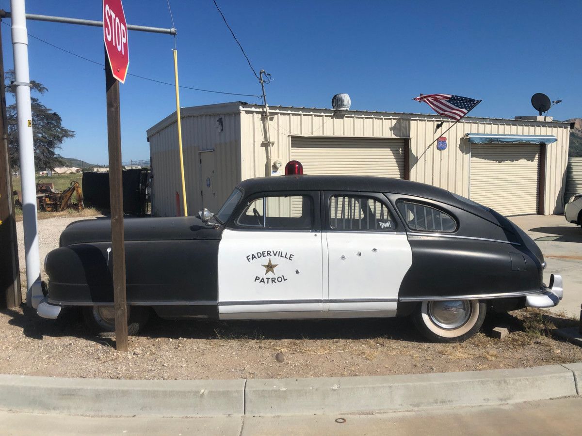 Cohort Pic(k) of the Day: Nash Airflyte “Police Special” – And Just Where Is Faderville? posted by radsurfer I stop for all bathtub Nashes, especially if it’s a police car. And even more so, if it’s in Faderville, wherever that is.