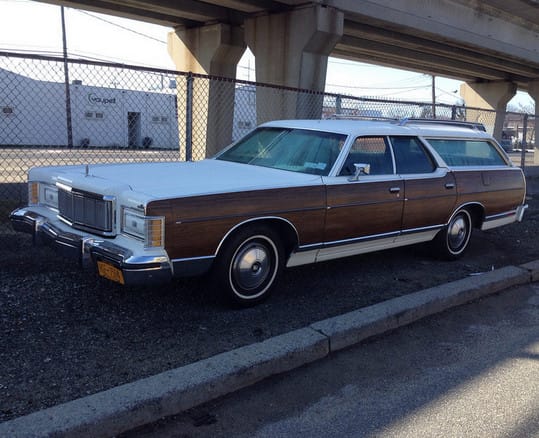 images by William Rubano (first posted 3/18/2016) 3M’s DI-NOC Architectural Finishes have graced many a fine Wagon Queen Family Trucksters (in the generic sense), but there’s little doubt in my [&hellip;]
