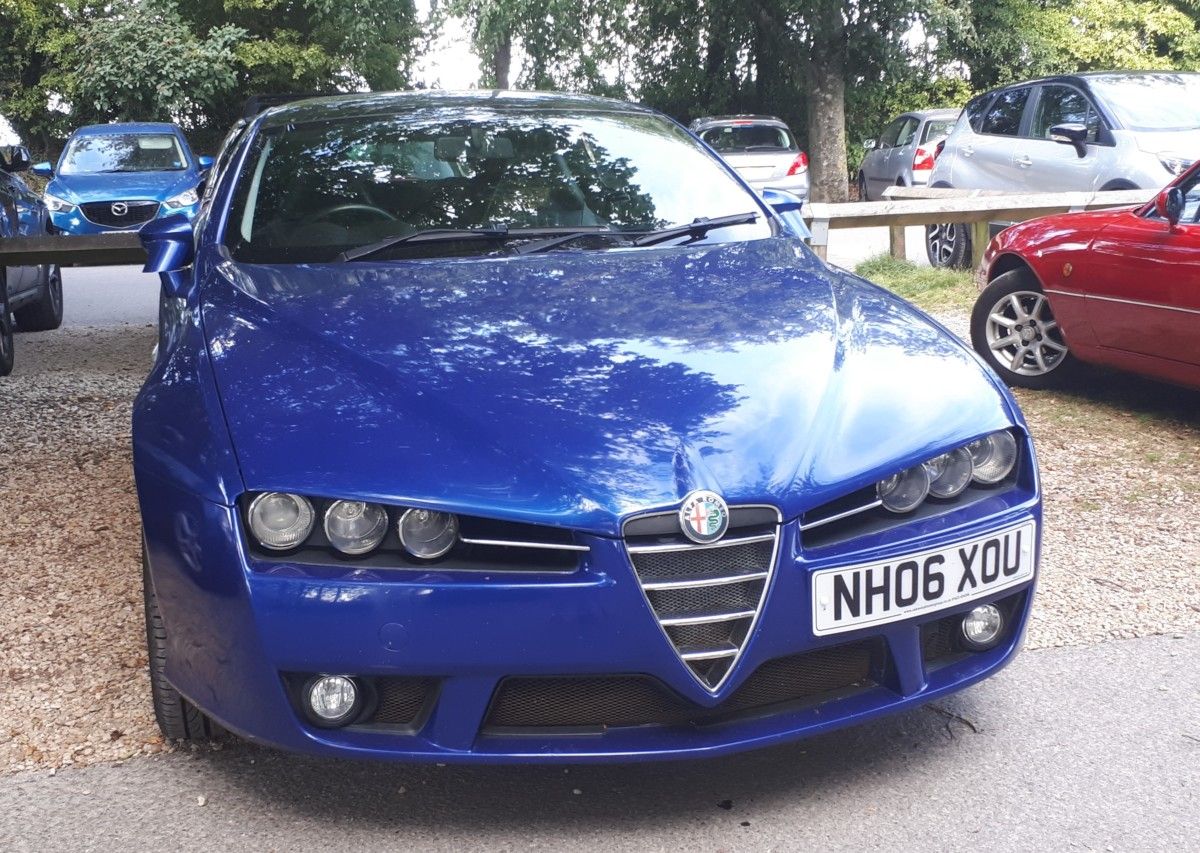 Alfa Romeo has a record, longer and stronger than most, of offering a coupe alongside a saloon, often with more than one choice at a time. The 105 series Giulia [&hellip;]