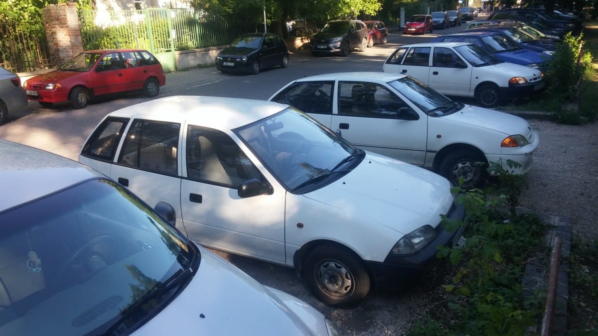 Unlike in the US, Suzuki Swifts are apparently still very common sights on the streets of Budapest, as this shot by Roshake77 confirms. Well, they were built in Hungary, and [&hellip;]
