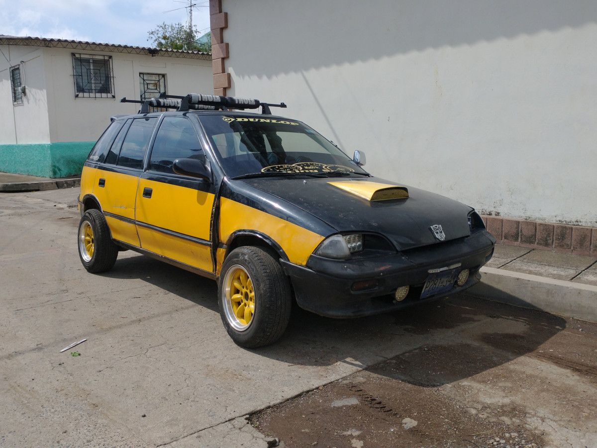 Even in these latitudes filled with Korean and Japanese fuel efficient machinery, Swifts and Metros come out of the woodwork when gas prices swell. In the last few months these [&hellip;]