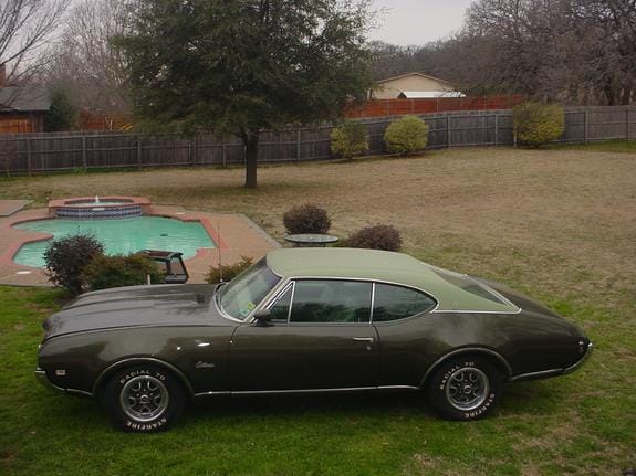 COAL: Prologue - Variety Is The Spice Of Life (If You Like Oldsmobiles) 10 1968 Cutlass