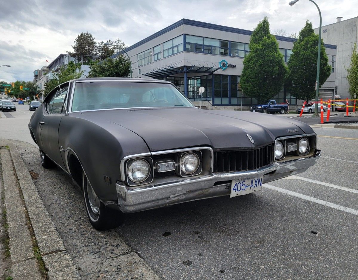 What is it with me? I always seem to find the weak spots of a car to pick on. Am I a car bully? But looking at this shot of [&hellip;]
