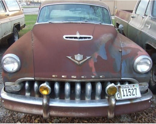 (first posted 10/27/2012)   Has there ever been a toothier grille? Well, yes; the Buicks of the era. The 1950 Buick takes the cake in the deep-sea toothy-fish face sweepstakes. But [&hellip;]