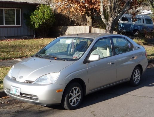 (first posted 8/19/2013. Update 6/18/2022: this same Prius is still there at this address)  A happy marriage isn’t exactly the easiest thing to engineer. And gasoline and electricity are about [&hellip;]