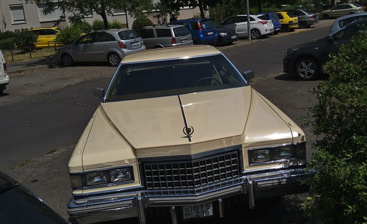 posted by Roshake77 Even in their country of birth, seeing one of these increasingly scarce big, wide and low Cadillacs in traffic is quite a sight, as its proportions and [&hellip;]