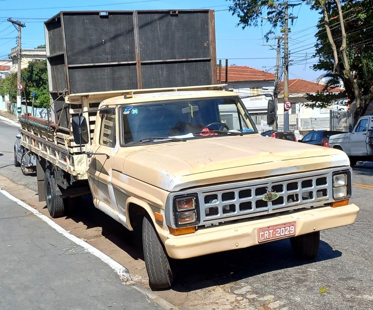 photo posted by Eliminator It wasn’t just Falcons and LTDs that were built in Brazil and Argentina for many years with the same body but updated grilles and such. This [&hellip;]