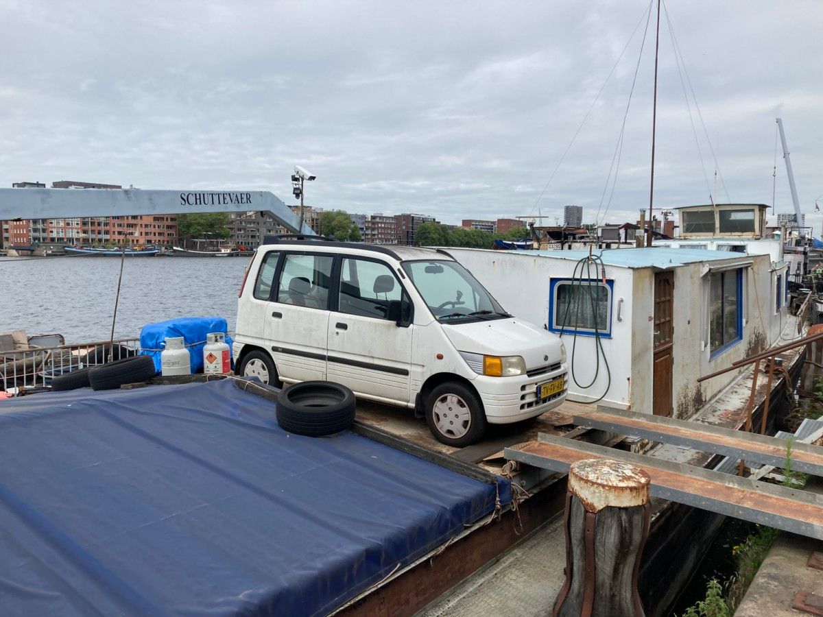 Corey Behrens shot this riverboat in Amsterdam which is sporting a Daihatsu Move as its tender. Just the thing for running into town when docked; big enough for four, small [&hellip;]