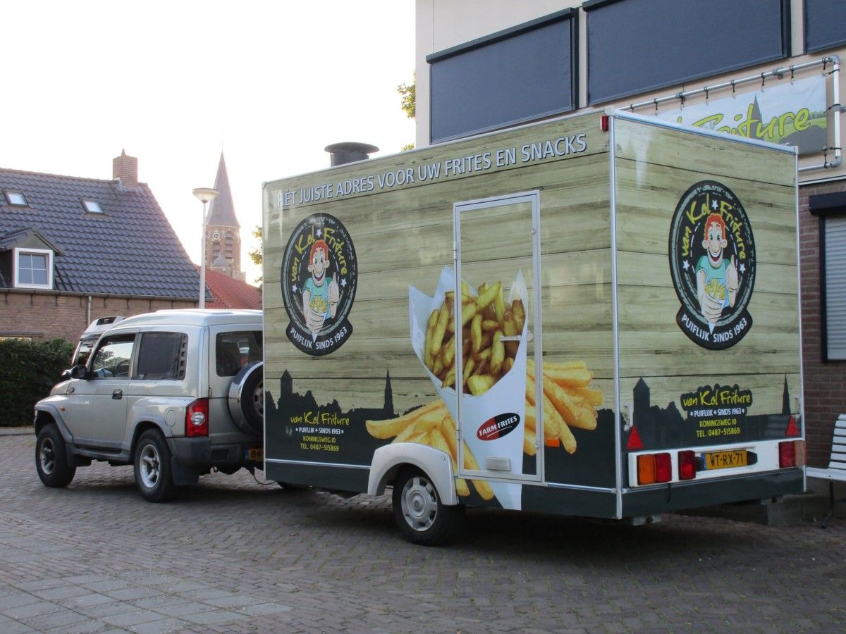 CC Global: 2003 SsangYong Korando And 2007 Niewiadów Food Trailer - Burning And Heating Oil 3 2003 SsangYong Korando 2.9 TD - 3