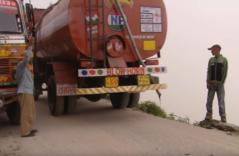 I’m still not quite finished with the large number of “World’s Most Dangerous Roads” documentaries on Youtube. The most recent one was the famous and treacherous Leh-Manali Highway, which winds [&hellip;]