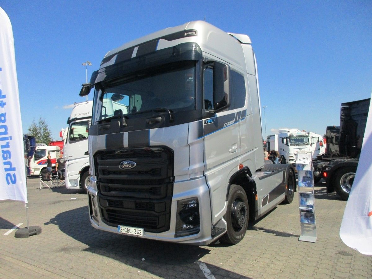 These days, heavy-duty Fords with the biggest engines and highest towing capacity come from Turkey. The Ford Otosan company brought out a special, limited edition of their successful F-Max 4×2 [&hellip;]