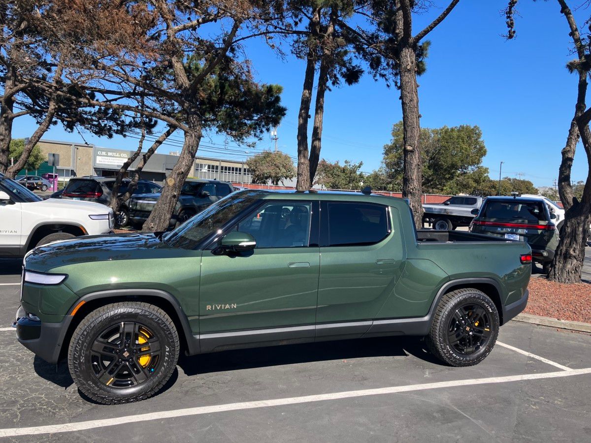 As  someone who’s registered an interest in the Rivian R1T electric pickup with the company, I recently received an invitation for a test drive at their local Service Center, which [&hellip;]