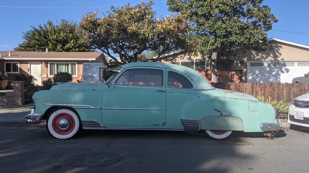 posted by William Garrett You would be forgiven for thinking this was a business coupe, given its shortened roof and resulting long trunk. It would be a business coupe if [&hellip;]