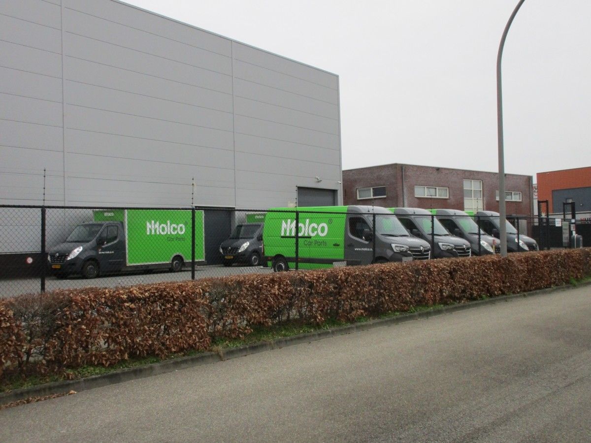Four panel vans and two box trucks for the delivery of car parts across the country, all orders are brought to you by FWD Renault Masters. Let’s zoom in on [&hellip;]