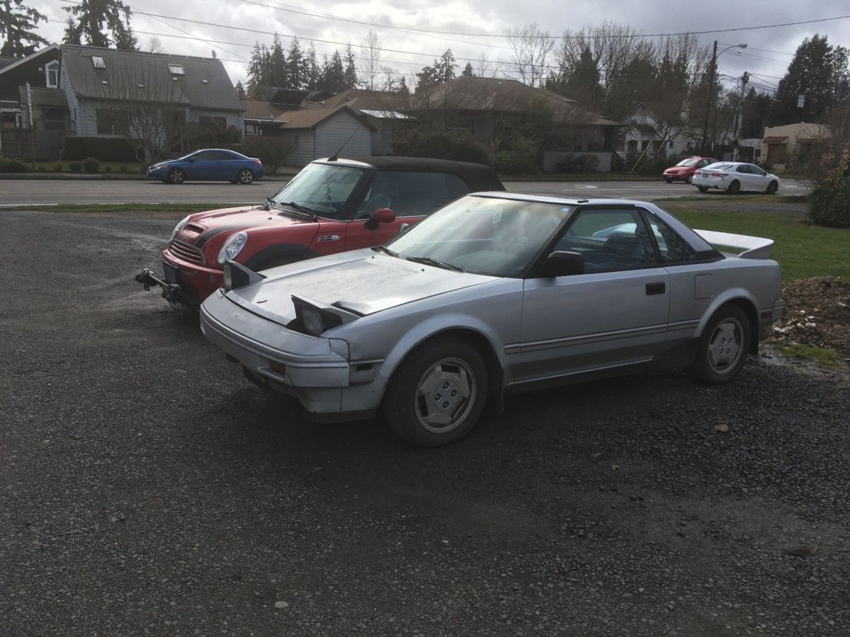 It’s a bit refreshing to see two truly small cars (by American standards, that is) side-by-side, when it’s becoming harder to see just about any. Especially so when one of [&hellip;]