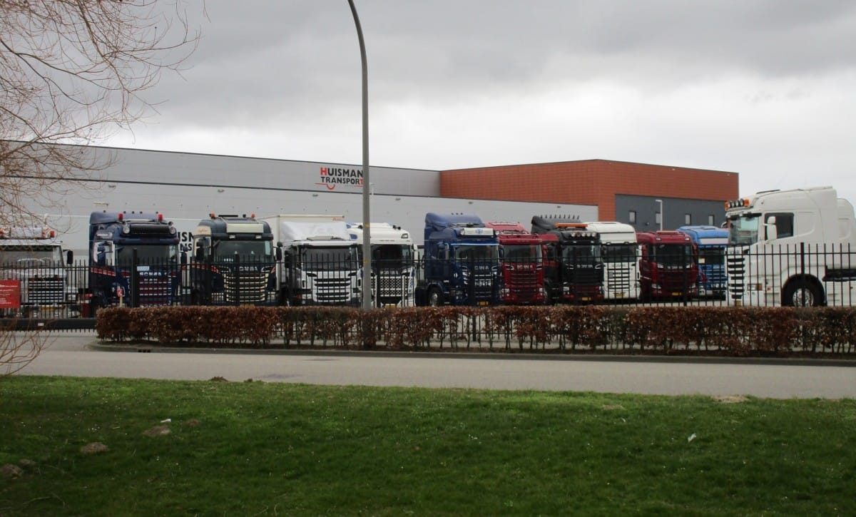 CC Global: Walking By Tour - Miscellaneous Wheeled Items 8 Used Scania trucks and tractors for sale