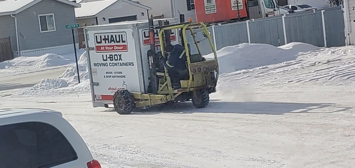 Cohort Pic(k) Of The Day: Only In Canada… posted by canadiancatgreen There’s chains on its tires!