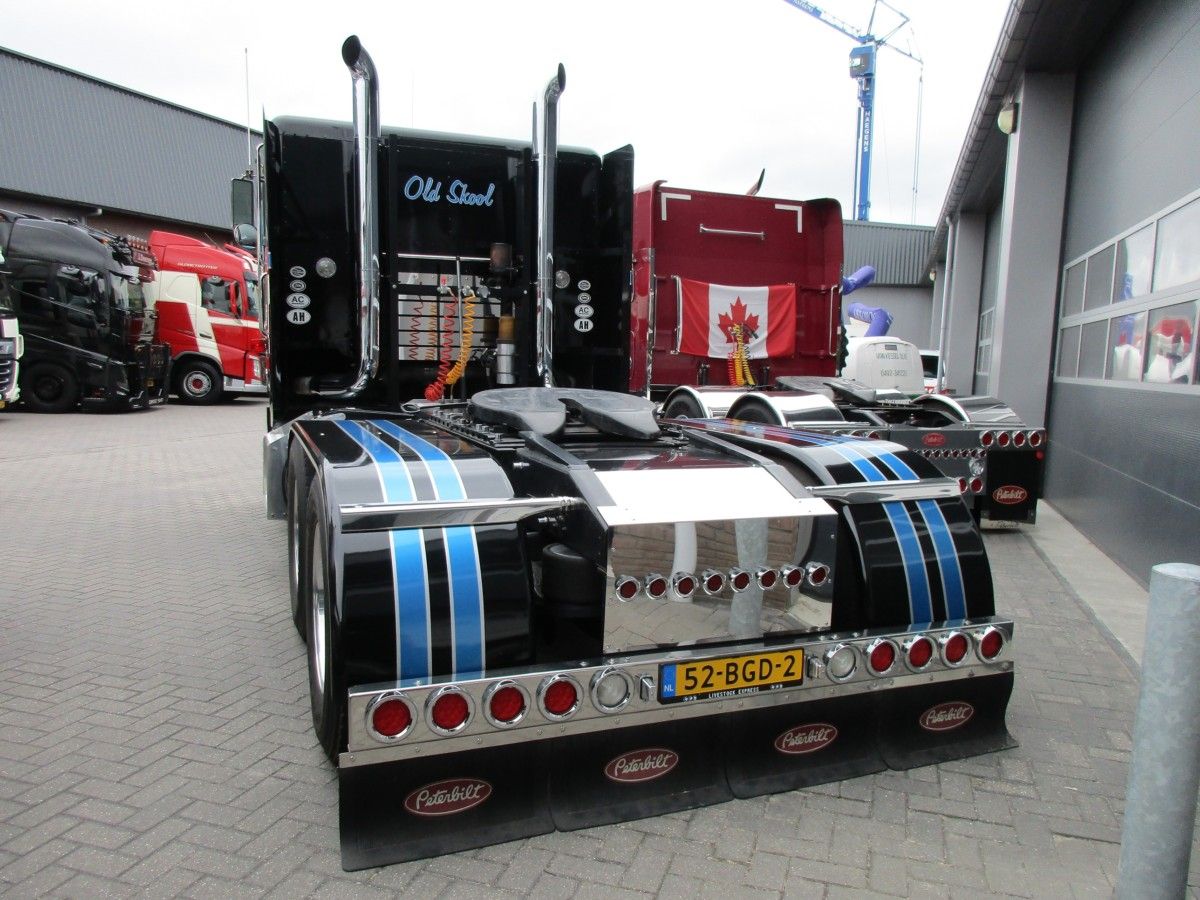 1995 Peterbilt 362 6x4 tractor - 2