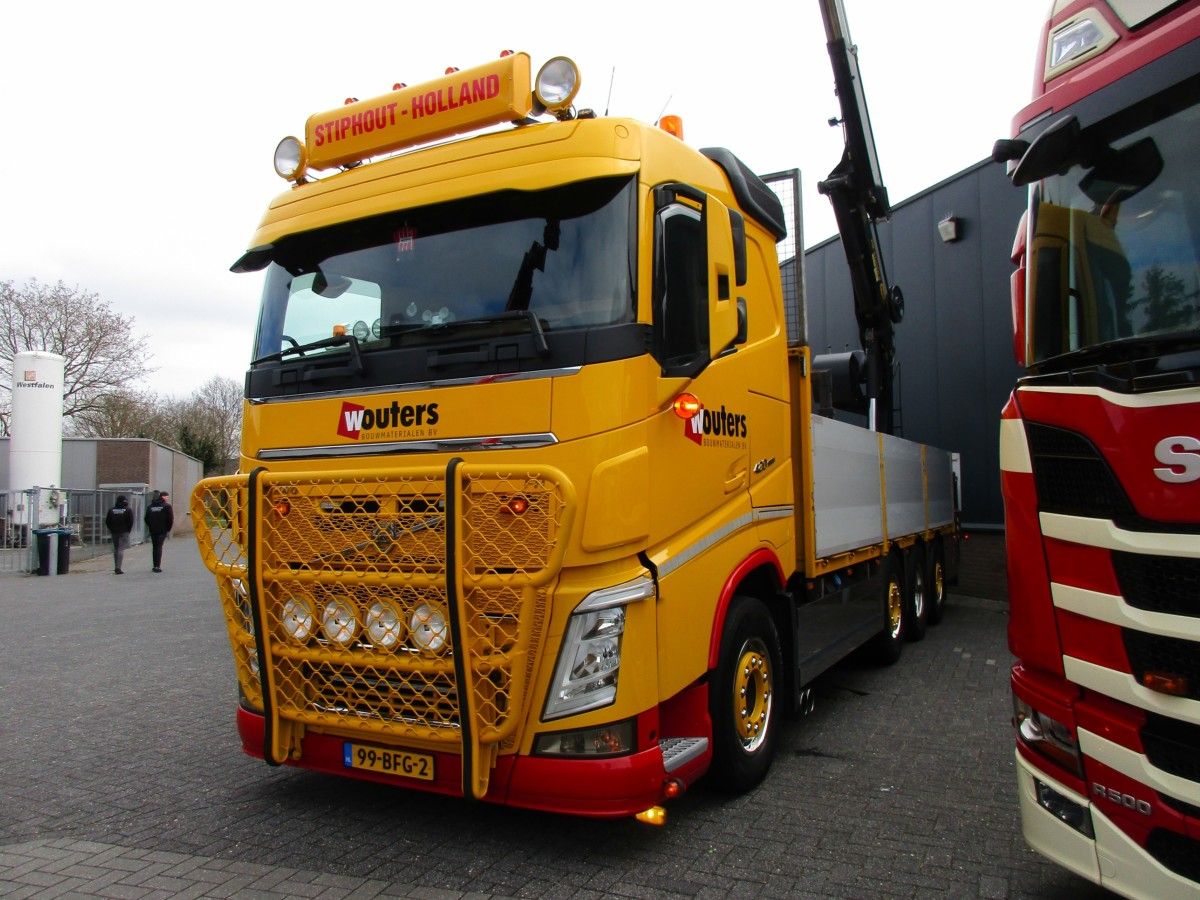 Wouters - Volvo FH 8x2 tridem - 2