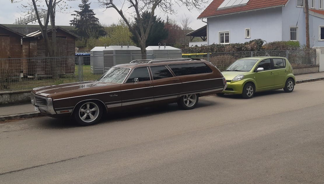The other day Jim Klein showed us the brown Plymouth fuselage wagon he spotted in Berlin, and today T.Minor posted this brown Chrysler wagon shot “somewhere in Lower Austria”. The [&hellip;]