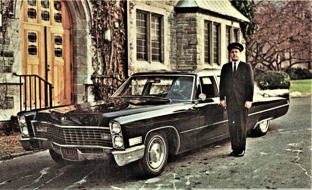 &nbsp; Here’s a proud chauffeur with his new steed. I’m suddenly remembering an article I read in the early ’70s at the library in PM or such, about a ’57 [&hellip;]