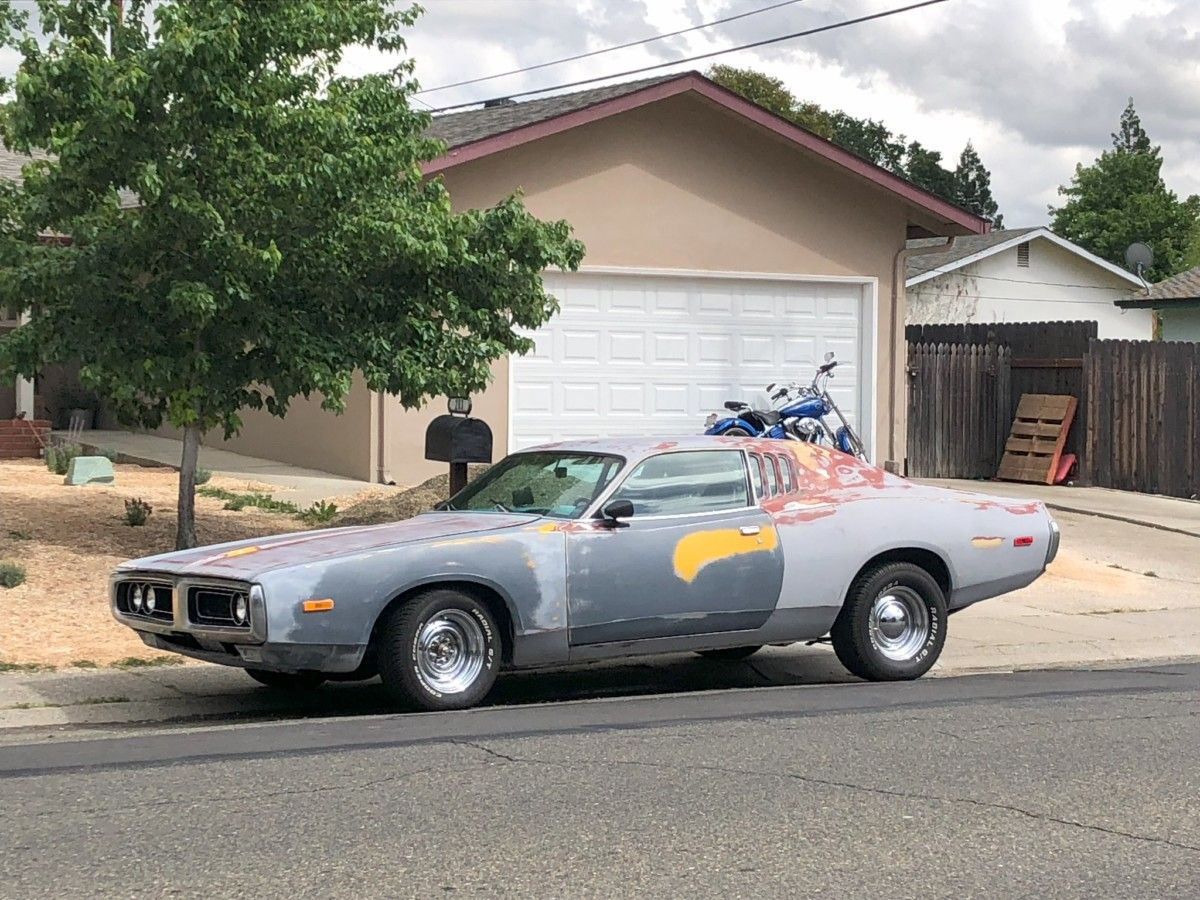 Cohort Pic(K) Of The Day: 1974 Dodge Charger SE – Before And After Matt Wilda recently captured this ’74 Charger SE at the Cohort. A project in the midst of eventual completion? A long-term labor of love?