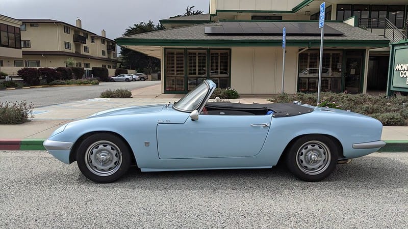 Even if vintage cars survive at higher rates in the US West Coast, Lotus sightings don’t come often. Even in posh and ritzy Carmel By The Sea, an Elan out [&hellip;]
