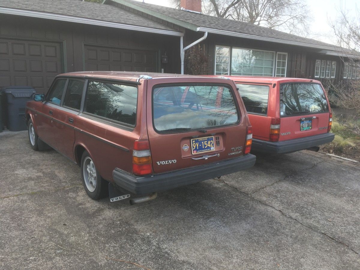 Two turbocharged Volvo wagon. I’ve noticed that there are now significantly more of the older 240 series Volvos around than their successors. As much as I like the 240, I [&hellip;]