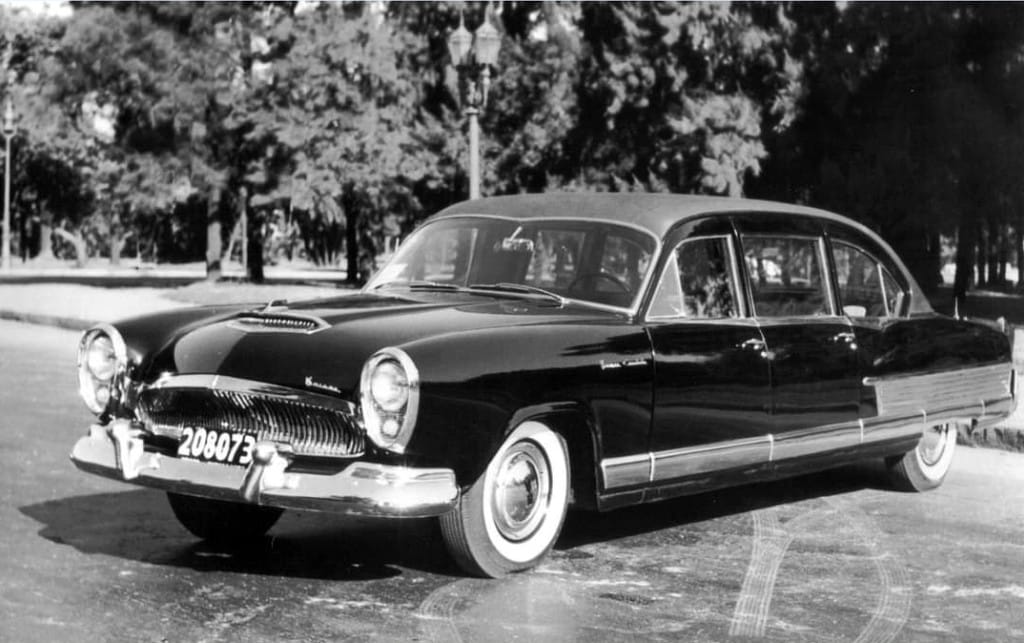 Vintage Snapshot: Kaiser ‘Carabela’ (Manhattan) Limousine For those who wish their Kaiser Manhattan to have a bit more presence, IKA (Kaiser Industries Argentina) built just the ticket for you; the ‘Carabela’ Limousine.