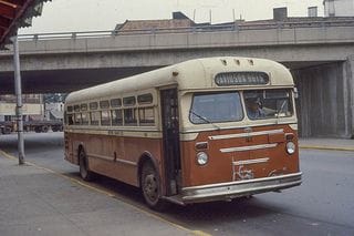 Bus Stop Classics: Beaver Metropolitan B-35-PT Series Coach - Keystone State Cruiser 6 6ffdc4d8b658bab8aac7d7698c098f31