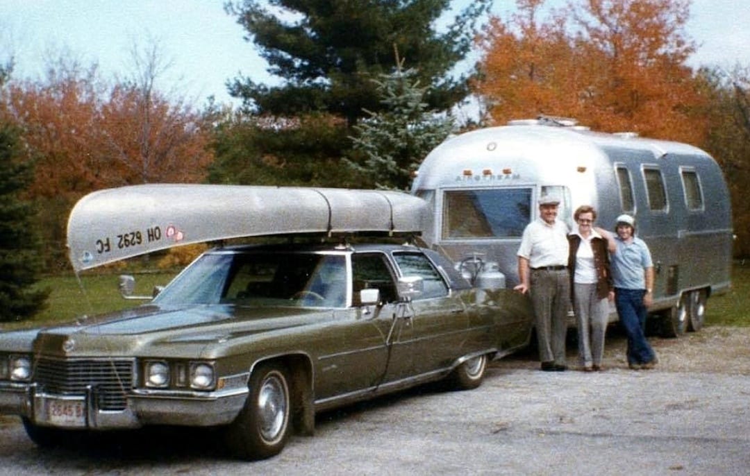 Today’s gallery is a mix of vintage rides in hauling action. Admittedly, some of these rides have more panache than others. Some don’t even have any. But yes kids, there [&hellip;]