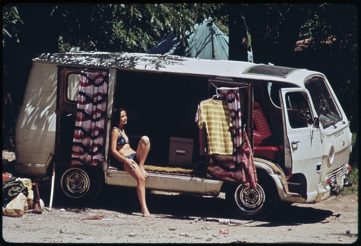 Here’s a rather evocative shot. This first-gen Chevy van was captured at Garner State Park, Texas, in 1972. Part of the US National Archives Documerica project. Image has been slightly [&hellip;]