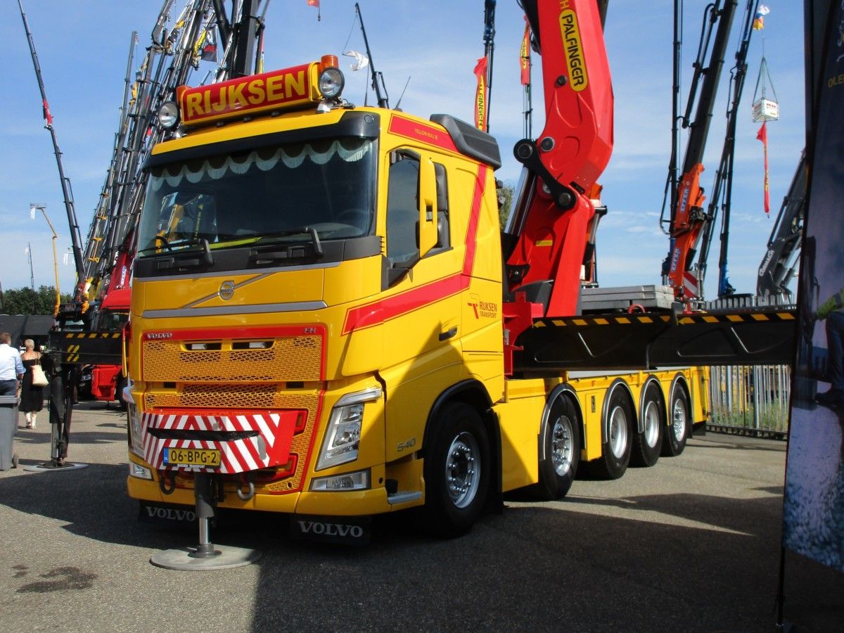 Rijksen - 2015 Volvo FH 10x4*6 - 1