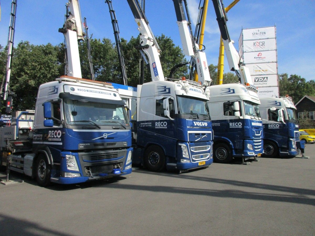 Reco - Volvos and DAF