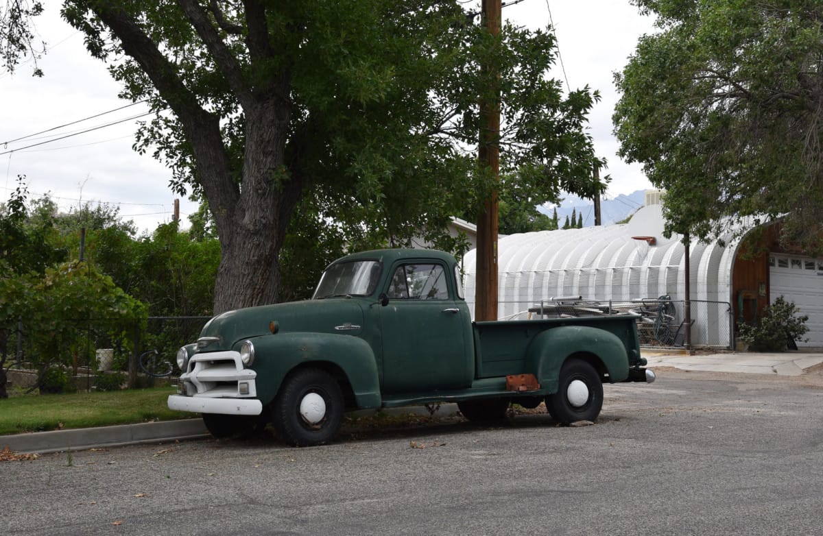 Photos by J.C. from the Cohort. This is a rather tranquil-looking “Advanced Design” Chevy truck, found in a setting that’s quite fitting. In a placid, yet business-like environment. It mixes [&hellip;]