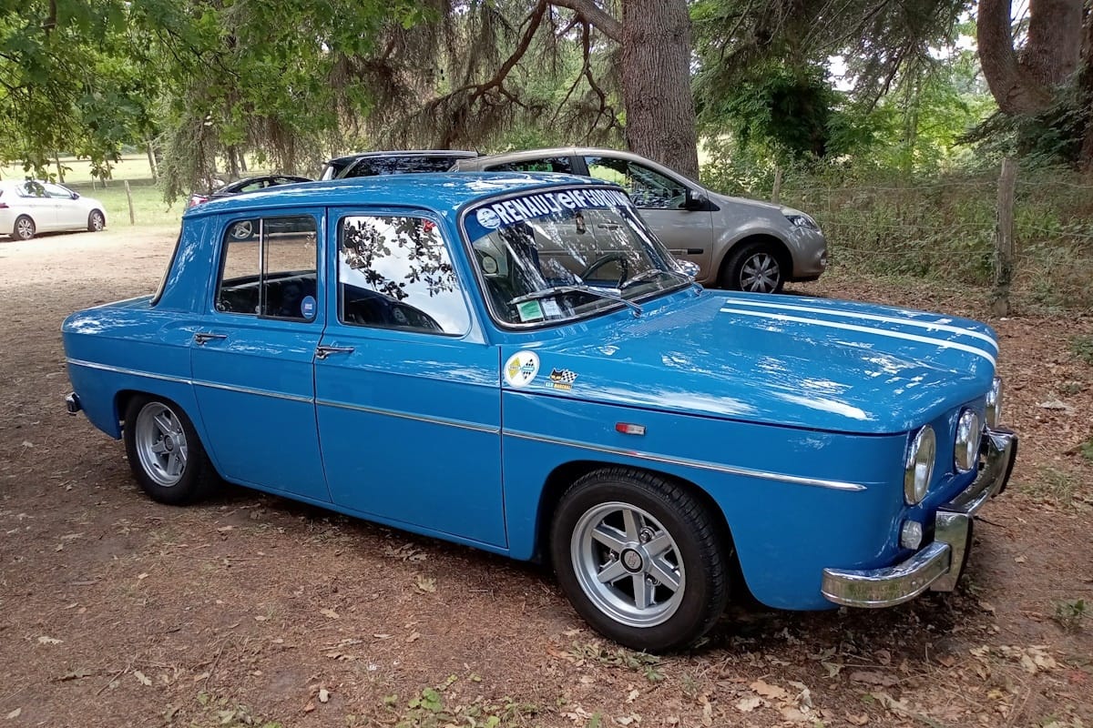 There is a long line of small sporty Renaults, going all the way back to the 4CV. Some were special-bodied and wore an Alpine badge, but others were closer to [&hellip;]