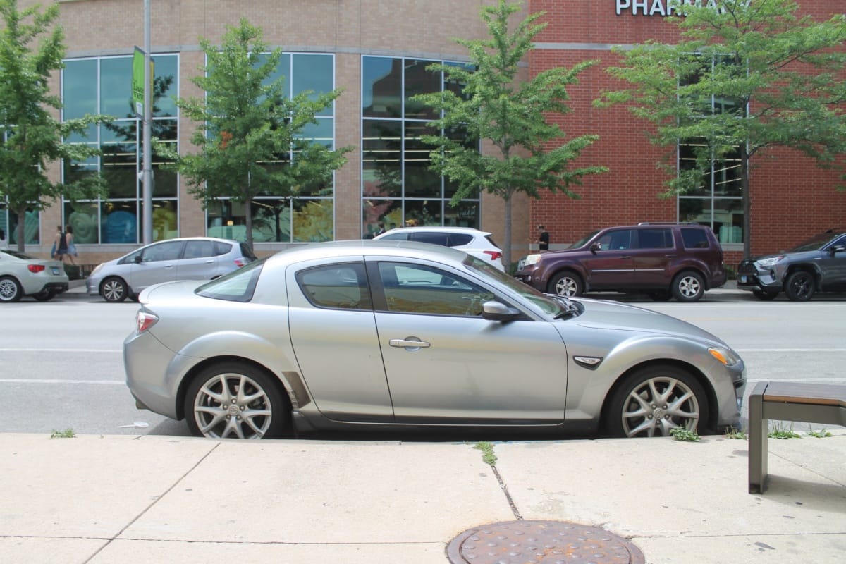 Interviewer, to audience: “Ladies and gentlemen, we have with us today an L2 rotary engine-powered 2010 Mazda RX-8.  Production of this model began in 2003 in Hiroshima, Japan, so this [&hellip;]