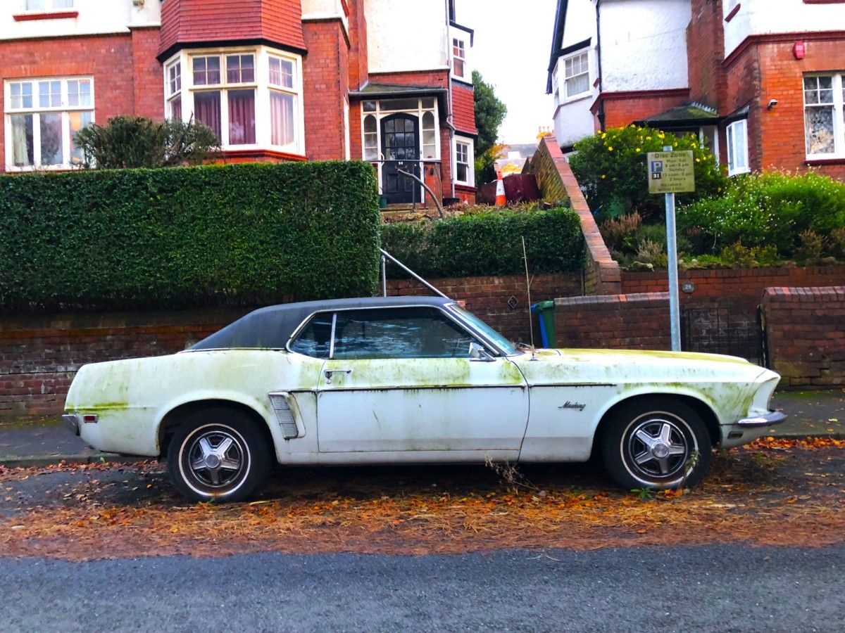 Images by L. Seddon from the Cohort. As I mentioned in a recent post, marooned cars are an inevitable part of our surroundings. And somewhere in the UK town of [&hellip;]