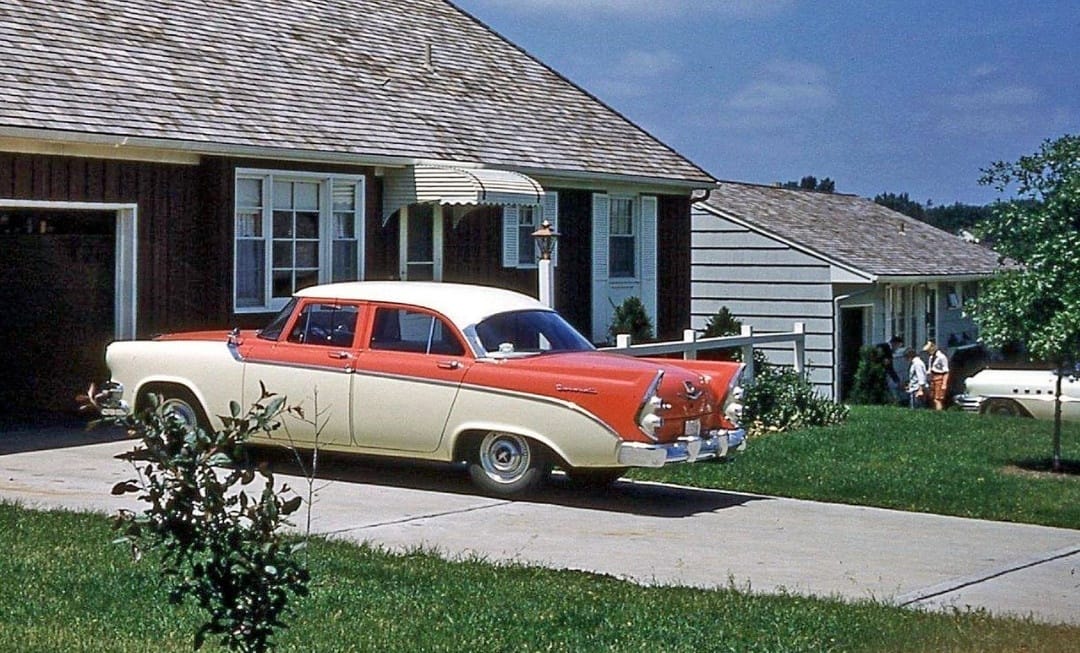 Some weeks ago I posted a short gallery of vintage driveways and I feel it’s time for a follow-up. Once again, it’s a collection of shots from early suburban life, [&hellip;]