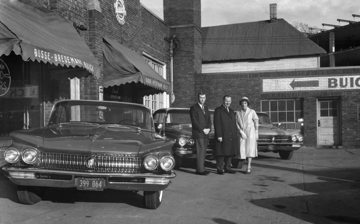 Vintage Snapshots: Buick Dealers – 1950s & Early ’60s Busse Bredeman Buick, IL.