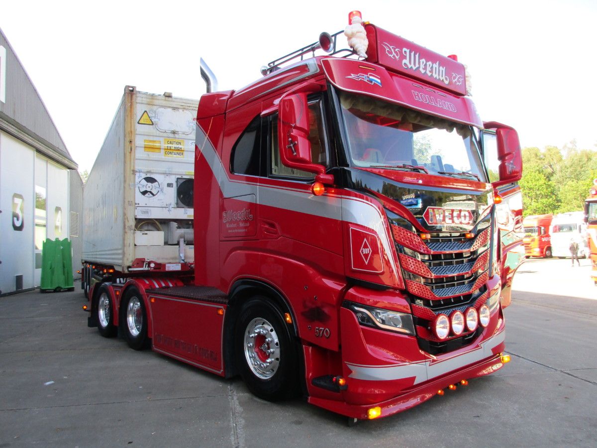Certainly in Northwestern Europe, heavy Iveco vehicles have always had a reputation of typical, bare-bones ‘fleet trucks’, rarely owned by small transport companies or owner-operators. This has been the case [&hellip;]