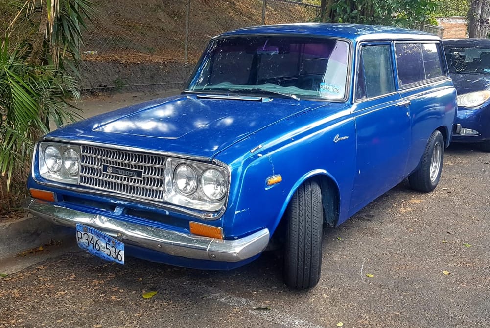 Additional photos by Simón Varela.  We had a number of T40/T50 Coronas at CC throughout the years, covering most of that fate-defining Toyota range. Clearly the 4-door sedan was the [&hellip;]